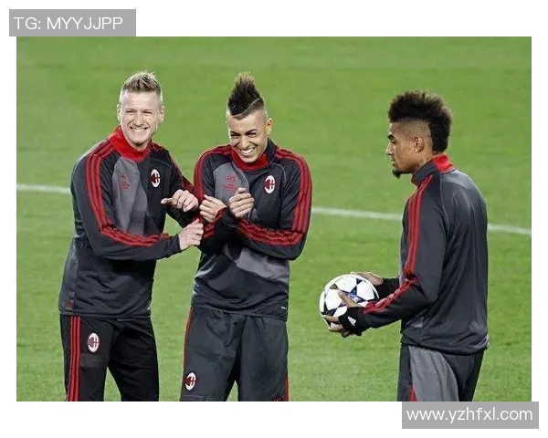 足球明星独特球头发型大揭秘引领时尚潮流的运动风尚 足球明星独特球头发型大揭秘引领时尚潮流的运动风尚