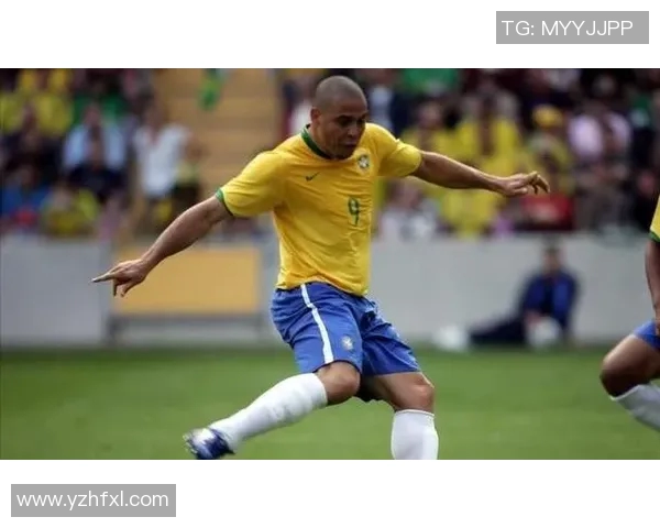 从贫困到荣耀足球明星们艰苦童年的奋斗历程与感人瞬间